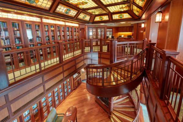 Queen Victoria Gallery Image